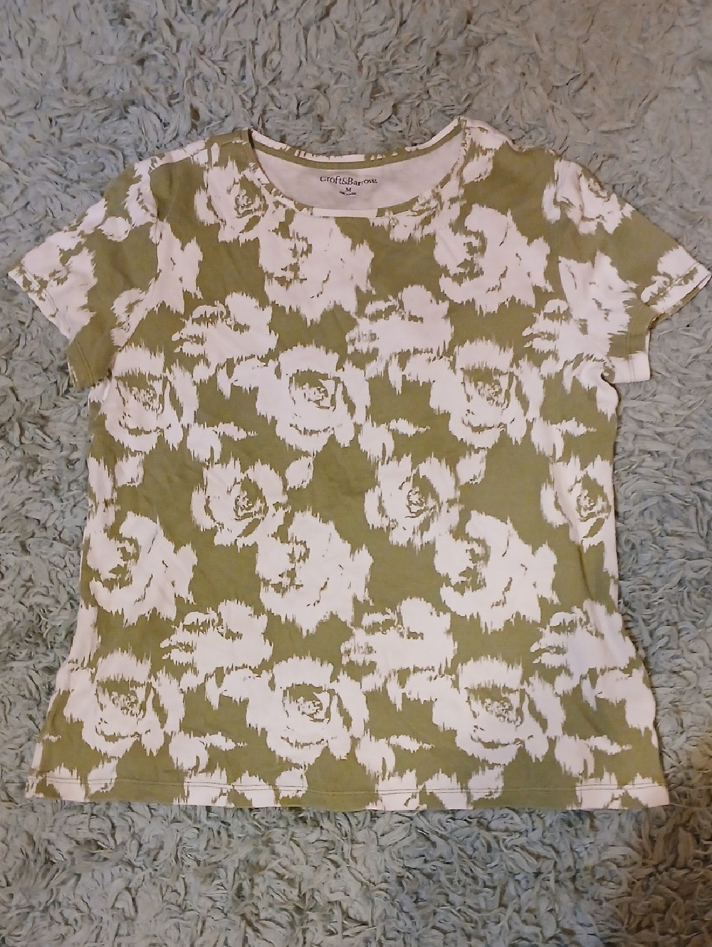 croft & barrow Olive and White Floral Short Sleeve Tee